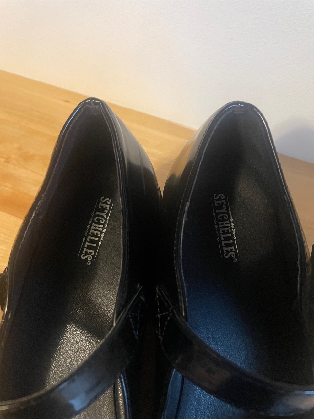 Seychelles Black Patent Mary Jane Platform Heels - Picture 2 of 4